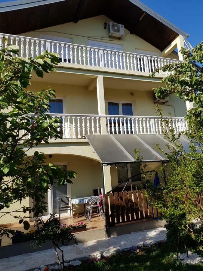 Pavlo Apartments Zadar Bagian luar foto